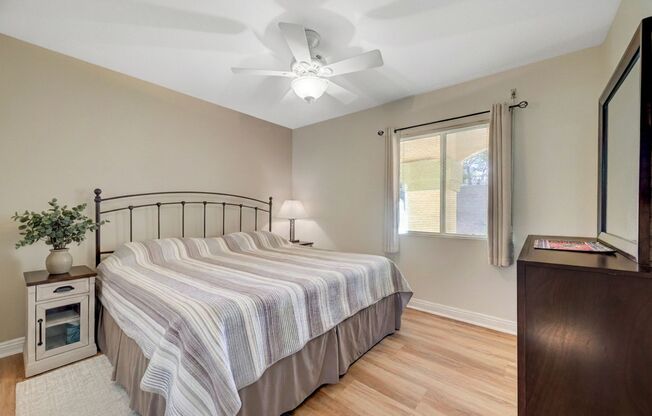 2 beds, 2 baths, $1,650, Unit # 1071