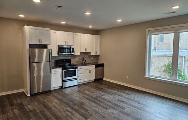 1 bed, 1 bath, 590 sqft, $1,283, Unit 2E