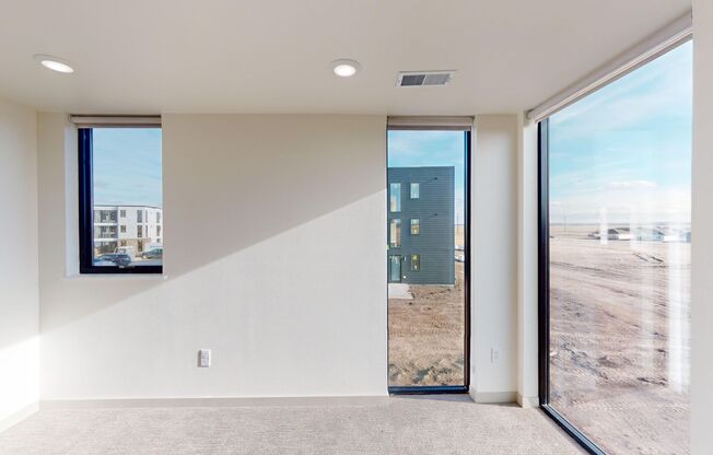 1 bed, 1 bath, 468 sqft, $745, Unit 2405-104