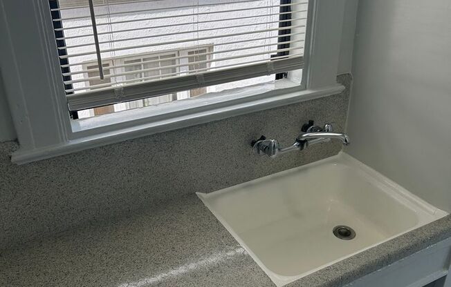 Studio, 1 bath, 340 sqft, $1,695, Unit 514