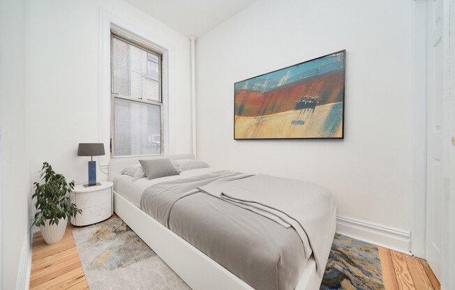 309 E 5 ST