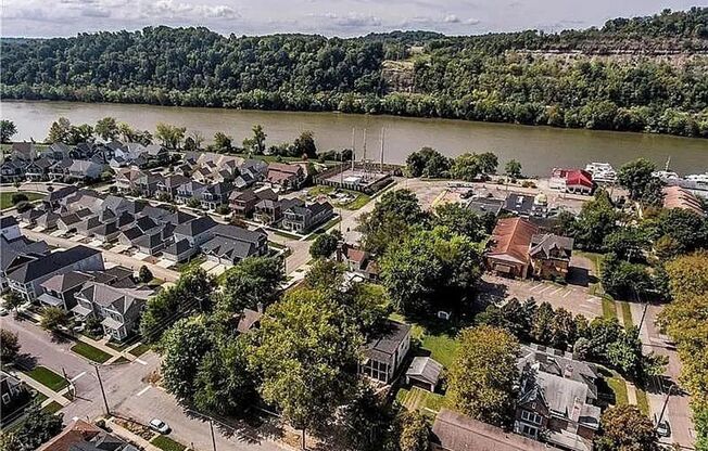 4 Bed 3 Bath in Oakmont