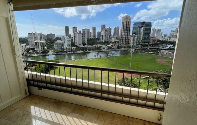 2 beds, 2 baths, $2,700, Unit Marco Polo