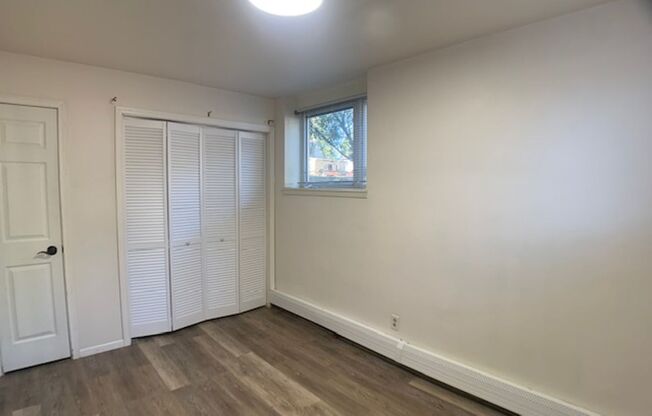 1 bed, 1 bath, 650 sqft, $850, Unit Unit 2