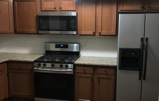Amazing 4 Bedroom 2 Bath Home in South St. Paul!