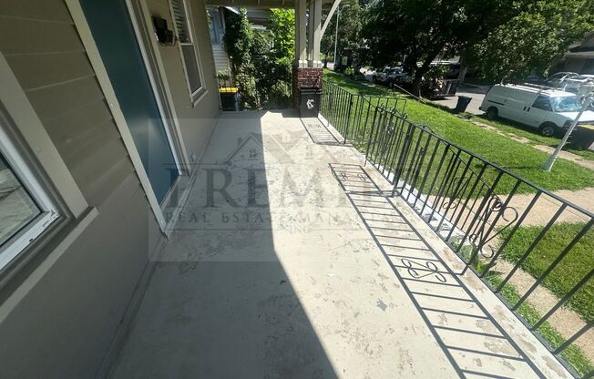 5626 Virginia Ave, Kansas City, MO 64110//3 bedroom/1 bath/ Deposit: $1325 Rent: $1325