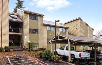 2020 Grant Ave S #L303