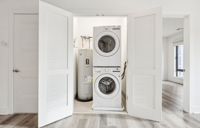1 bed, 1 bath, 720 sqft, $2,250, Unit 605