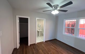 1 bed, 1 bath, $2,400, Unit 9222