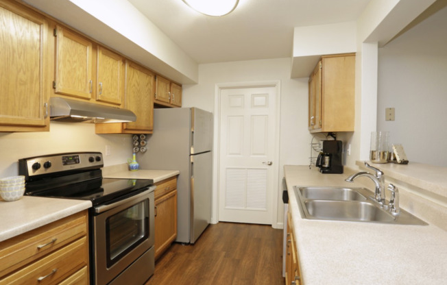 Lakemont Gardens Apartments