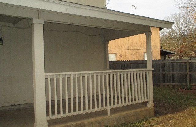 2 beds, 1.5 baths, 936 sqft, $1,395, Unit 8208-AHOOD