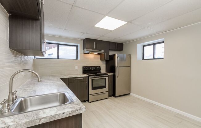 1 bed, 1 bath, $1,549, Unit BB4