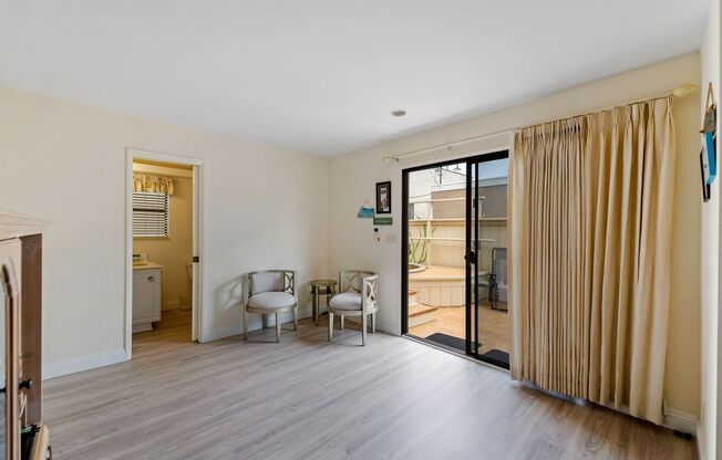 Fully Furnished Silver Strand Home | Oxnard | 3 Bedroom + 2.5 Bathroom