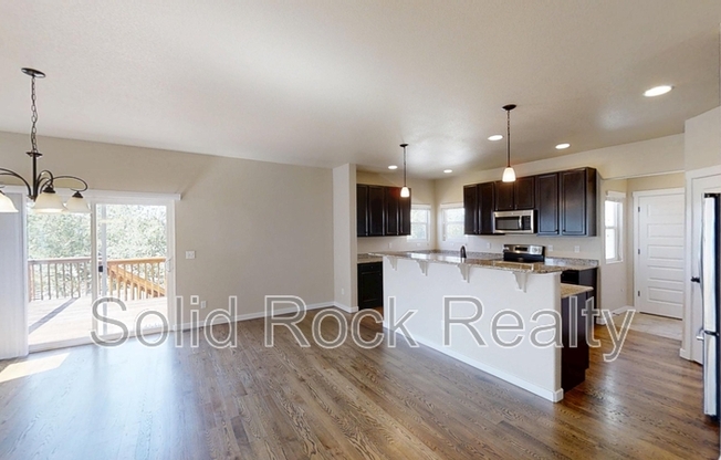 1145 ANTRIM LOOP