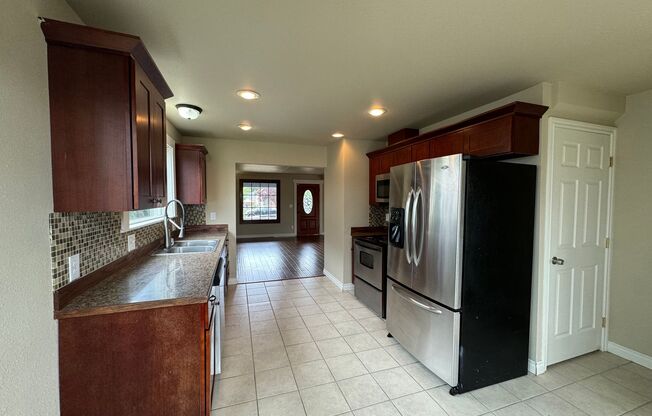 4 beds, 2 baths, $2,727