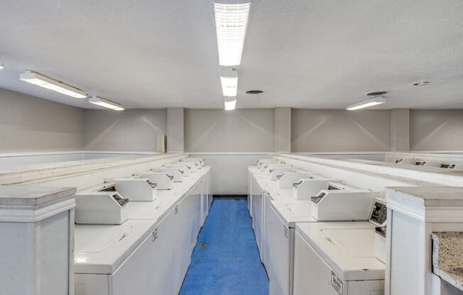 Monarch Pass Apartments in Fort Worth 76119 photo of  laundry facilities