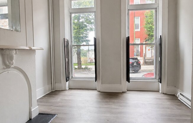 709 N CARROLLTON AVE
