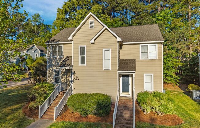 Fantastic End-Unit Townhome Available Now!