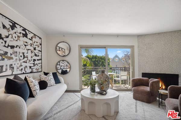 141 S Clark Dr