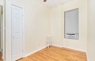 270 E 78 ST