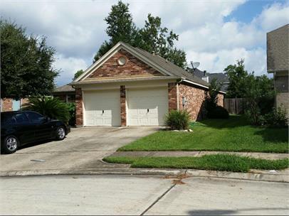 3 beds, 2 baths, $1,900