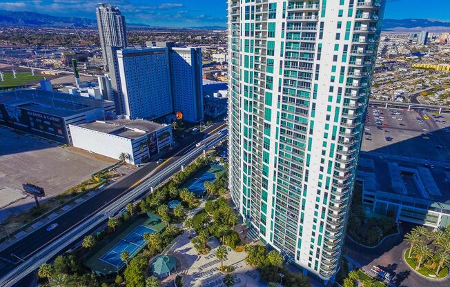 1 bed, 1.5 baths, $2,150, Unit UNIT 505