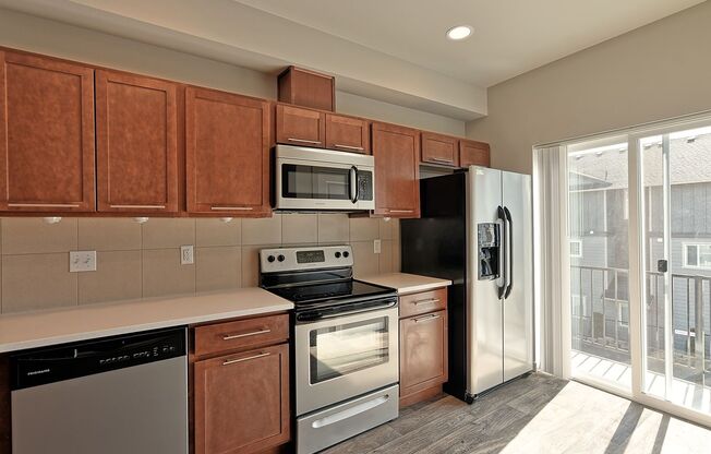 Luxury 3 Bedroom Townhome - Avail Now!