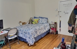 Studio, 1 bath, 306 sqft, $1,995, Unit 22