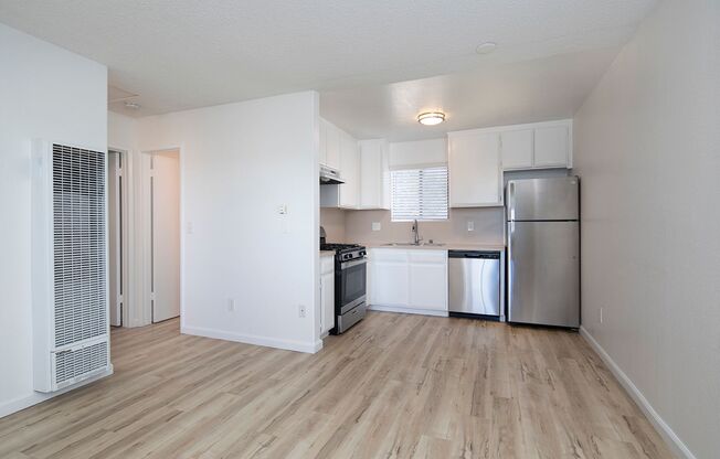 3129-31 Hawthorn Street