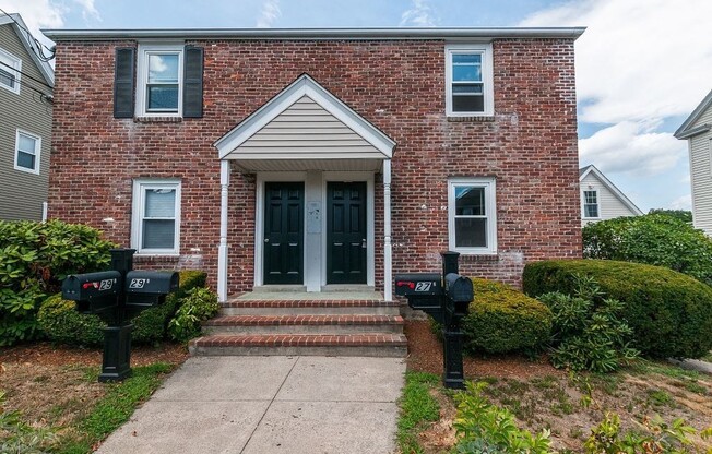 35 BARNES ST