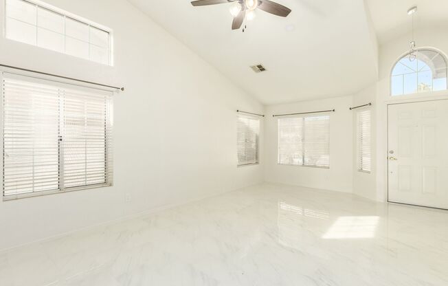 Welcome to this gorgeous neighborhood!