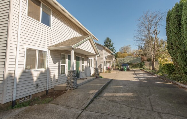 228SE106TH