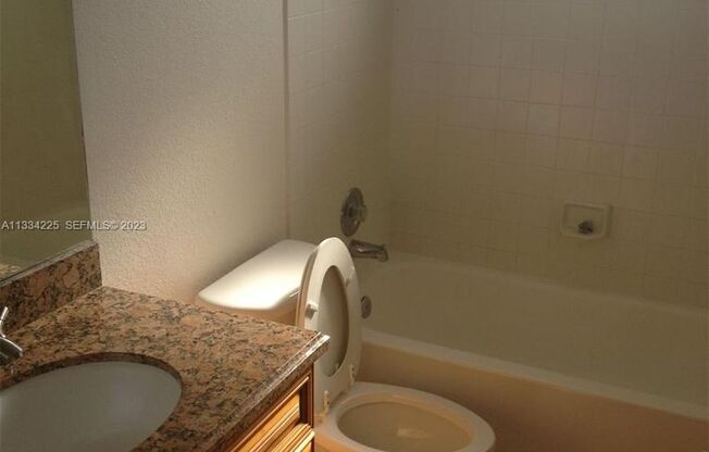 2BR/2BA Ground-Floor Condo in Palm Beach Grande