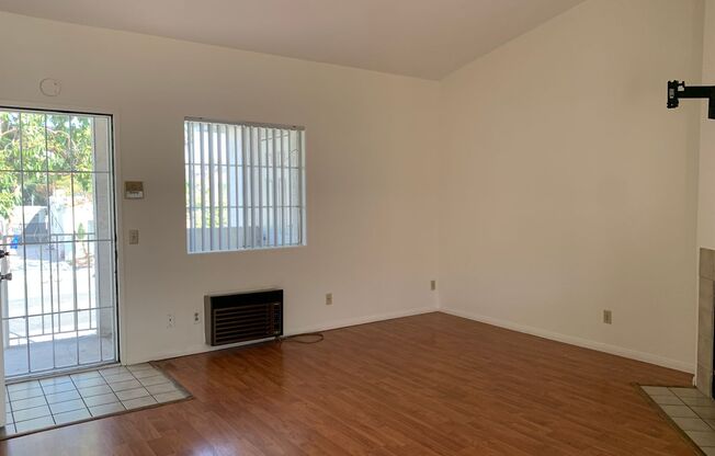 2 beds, 2 baths, $2,600, Unit #5