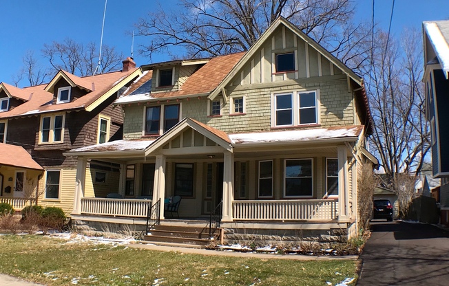1533-1535 Mars Avenue