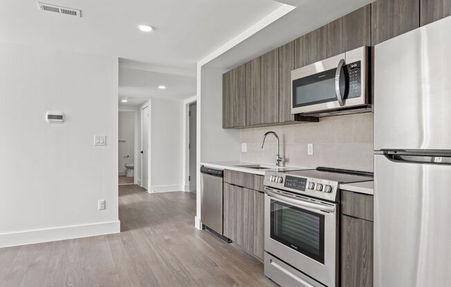 3 beds, 2 baths, 785 sqft, $2,540, Unit 5910-104