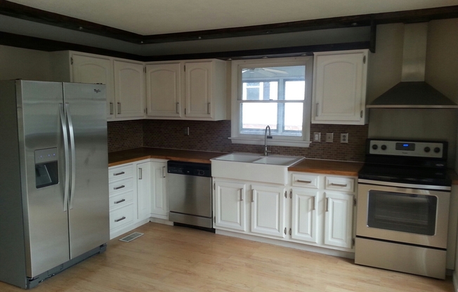 4 Bedroom Ranch Style Home - Woodgate Subdivision