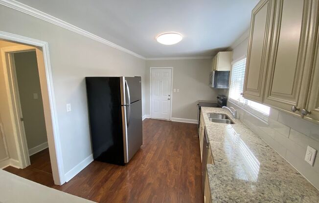 2Bed/1Ba Duplex close to Downtown Concord Fully Renovated with Laundry Room on Site