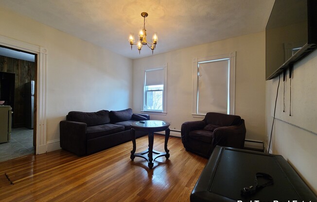 5 ALDIE ST
