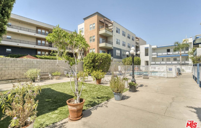 12015 KLING ST.