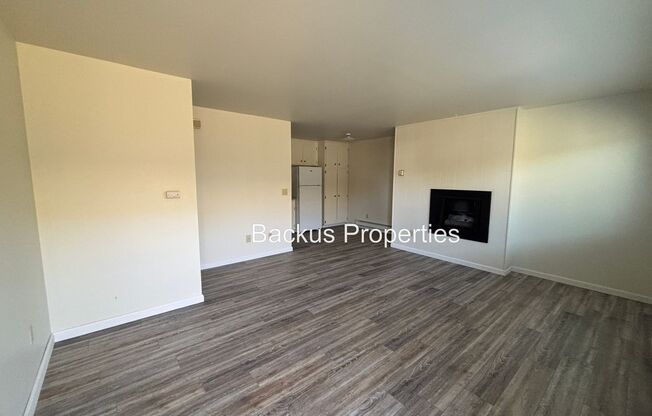Iverson St 940