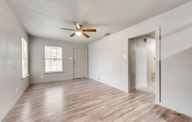 Welcome to 4414 Cinda Ree Ln in Dallas, TX!
