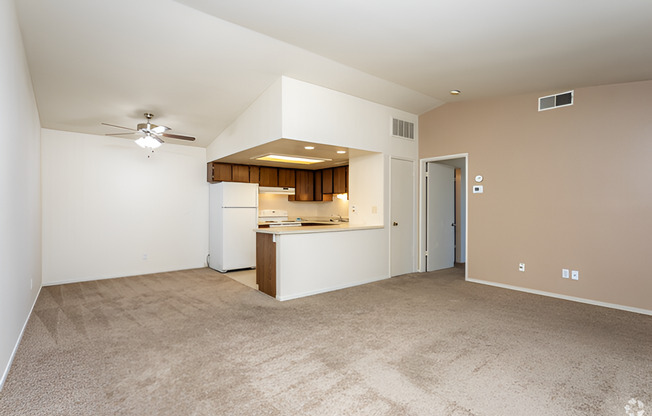 1 bed, 1 bath, 791 sqft, $1,395, Unit 20-132
