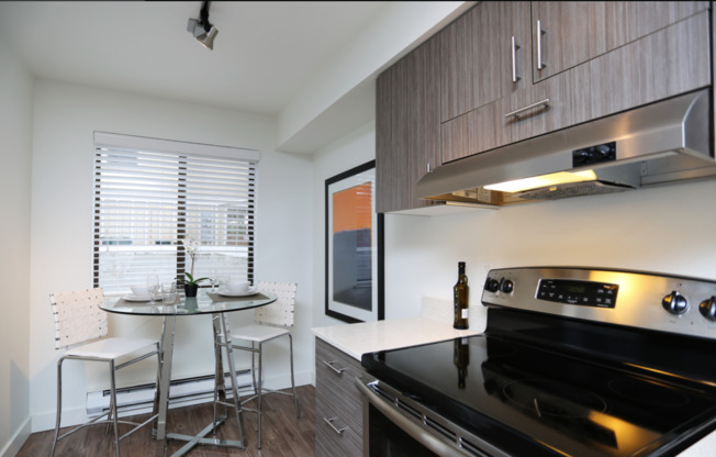 1 bed, 1 bath, 670 sqft, $1,795