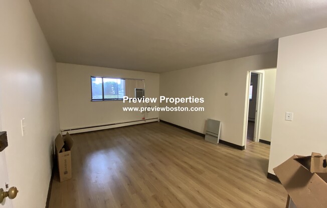 10 Riverside St.