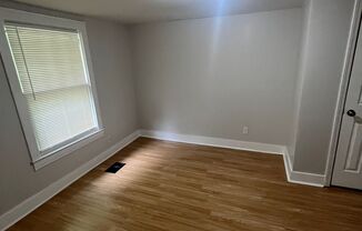 3 beds, 1 bath, $1,650