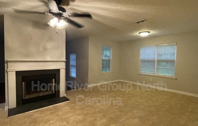 5111 EAGLE CRK DR