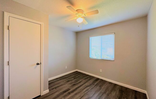 2 beds, 1 bath, 645 sqft, $1,300