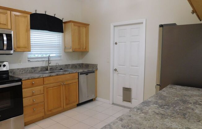 4 beds, 2 baths, $2,100