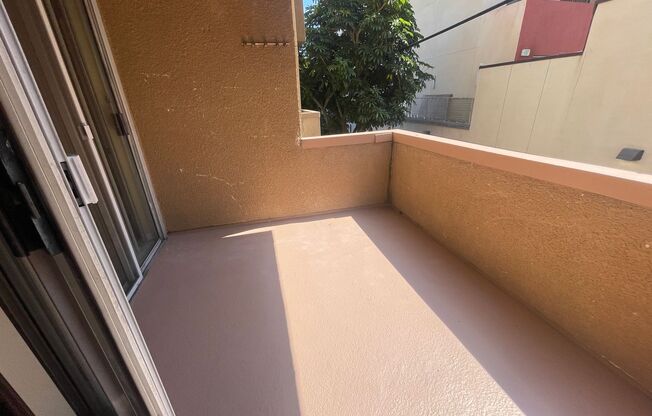 1 bed, 1 bath, 605 sqft, $1,995, Unit 107